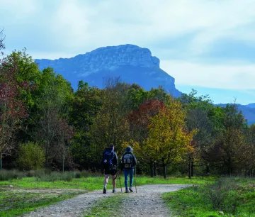 Dos senderistas en ruta