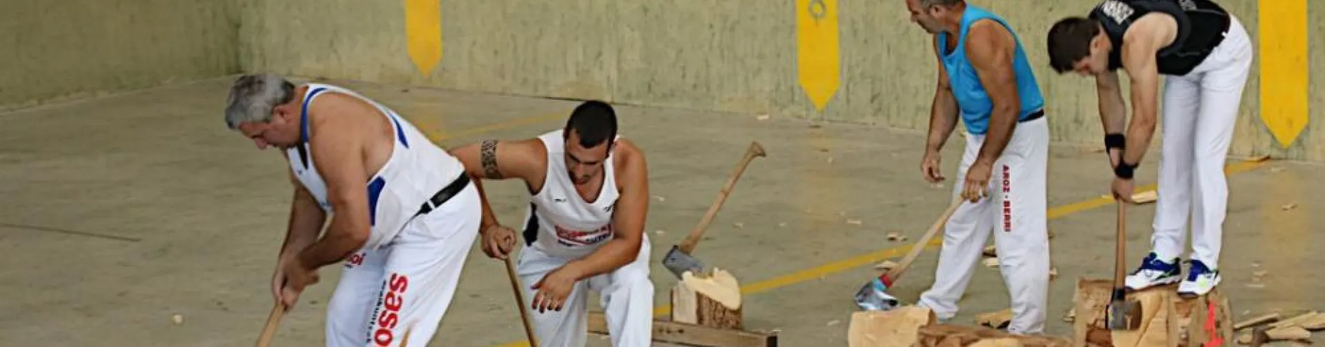 Fiesta de deporte rural en Urdax